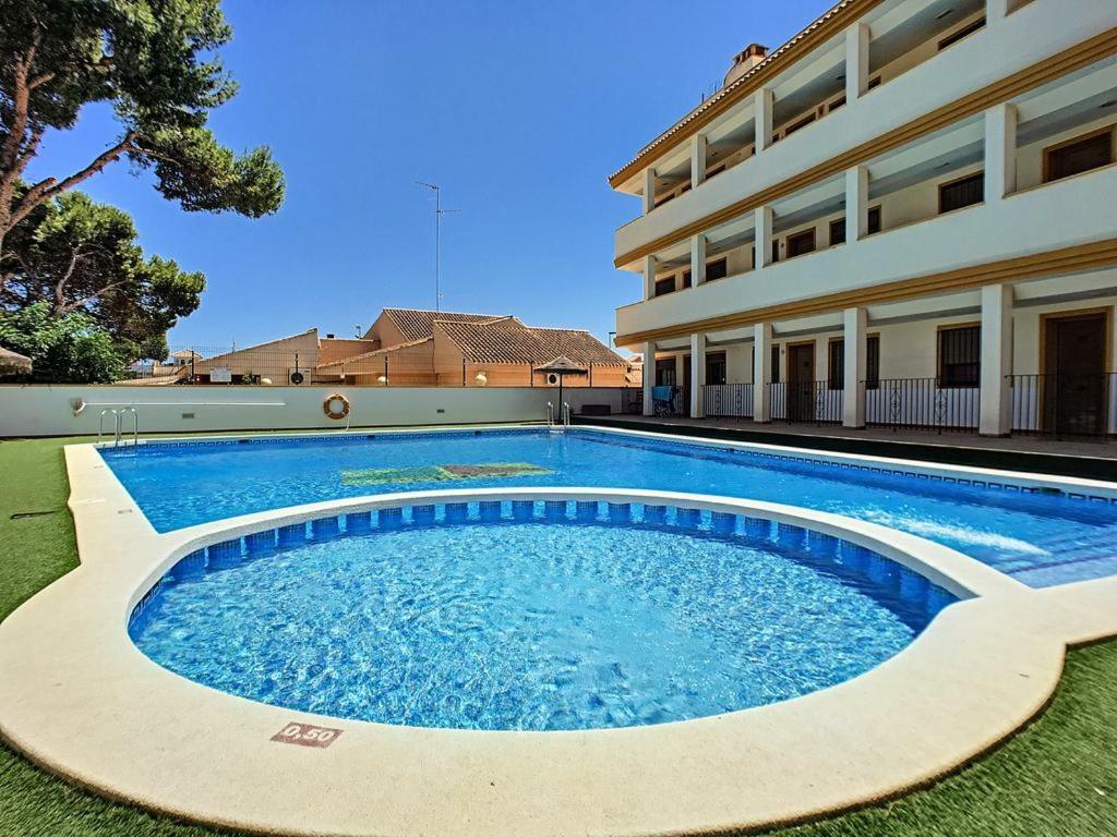 Beautiful 1 Bedroom Apartment In Roda, Los Alcazares. Larger Than Average. Экстерьер фото
